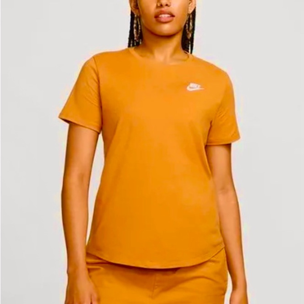 Nike Women's Short Sleeve Tee in Orange